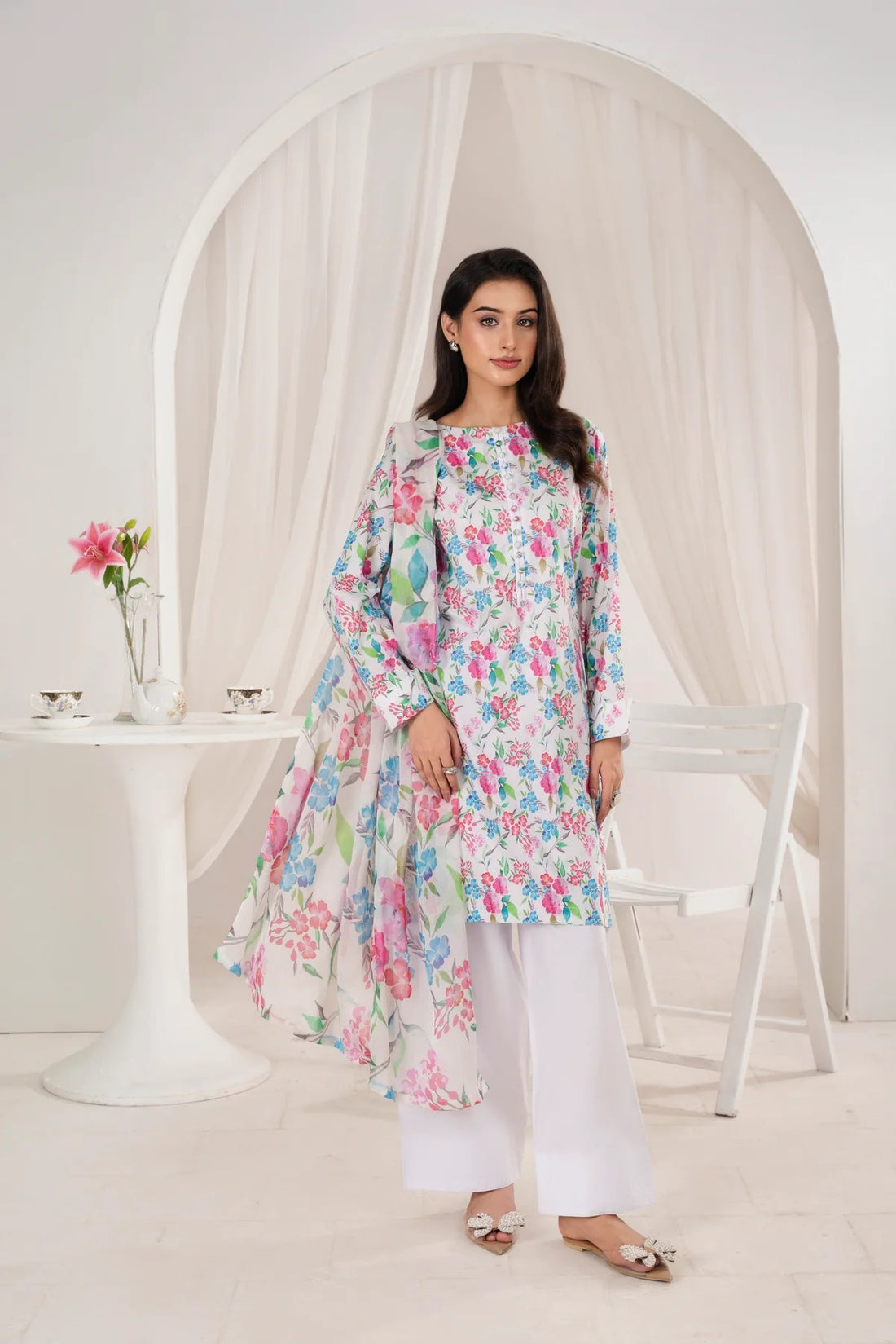 Three Piece Unstitched Breeze Lawn Suit for Women All Over Stylish Printed Breeze Lawn Fabric Summer Wear Collection – Random Article Ref VG-9063C – Premium Quality Design with Flowing  Breeze Lawn Dupatta and Matching Trouser